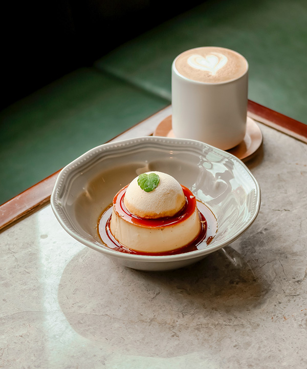 flan and coffee images